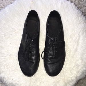 Leo’s Tap Shoes